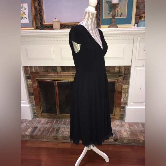 Cory chiffon Fit and flare cocktail dress Size large - Picture 12 of 13